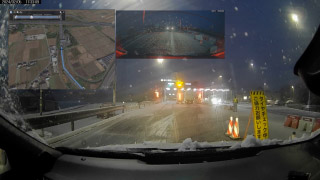 雪の降る高速道路を帰る 2024年2月
